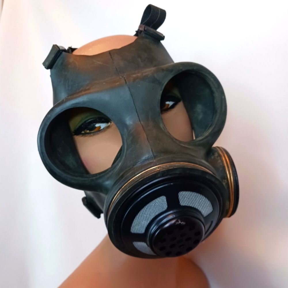 Vintage Canadian Armed Forces M69 Gas Mask with Gold Detail.